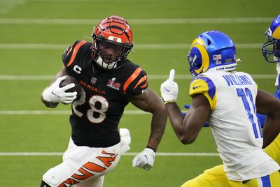 Watch: Bengals pull Super Bowl trick play with Joe Mixon passing TD