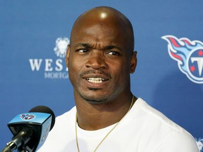 NFL star Adrian Peterson arrested ‘for domestic violence’ at Los Angeles airport