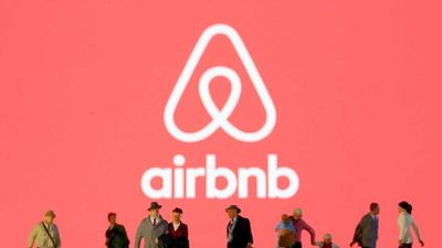 Home Affairs racks up $500,000 Airbnb bill on quarantine for 72 staff