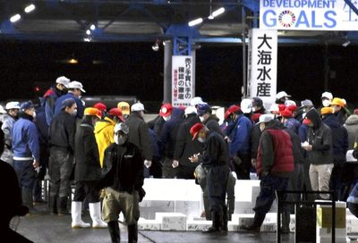 Clam shipments from Japan's major production area suspended amid false labeling of foreign products