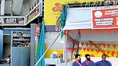 Kerala: Gulf-returnee shuts hardware business in Kannur due to CITU's protest