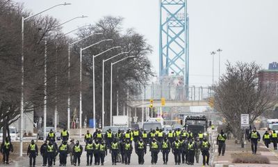 Key US-Canada border bridge reopens after police clear blockade