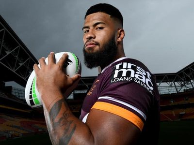NRL focus on field for Haas, not contract
