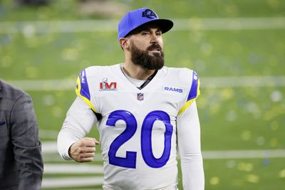 Eric Weddle played through a torn pec during Rams’ Super Bowl win