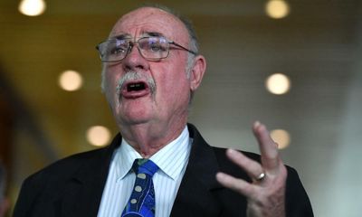 Warren Entsch accused of failing to back Liberal MPs on religious discrimination amendments