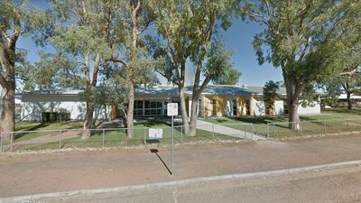 COVID closes reception class on first day of school, as outbreaks continue across regional SA