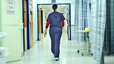 Defiant nurses ignore order to dump strike