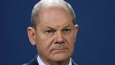 Germany’s Olaf Scholz urges Russia to de-escalate on his way to Kyiv