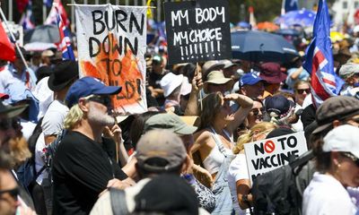 Covid: Johnson sent police party questionnaire; anti-vaccine mandate protests hit Australia and New Zealand – as it happened
