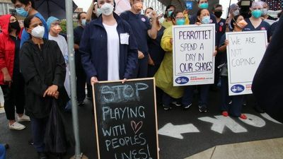 NSW nurses vow to defy last-minute order to call off planned statewide strike