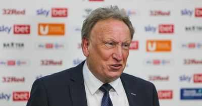 Neil Warnock weighs in on Man Utd manager debate as he pinpoints ideal candidate