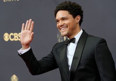 Trevor Noah to headline White House correspondents' dinner