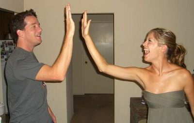 The adorable love story behind Wikipedia’s 'high five' photos