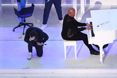 Super Bowl: NFL says it was ‘aware’ Eminem would kneel during Halftime show and did not try to stop it