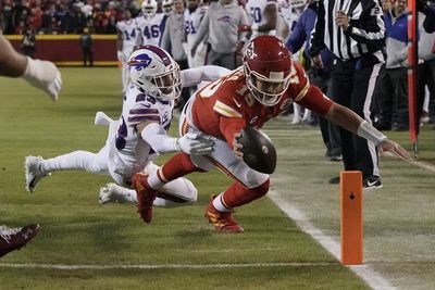 Chiefs, Bills open with best odds to win Super Bowl LVII