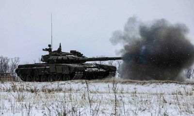 Russia sending thousands more troops to Ukraine border