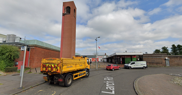 Police lock down streets of Scots town amid reports of 'fatal stabbing'
