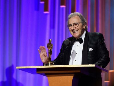 Twitter Users Invited To Vote On 2021 Favorite Films For Upcoming Oscars Ceremony