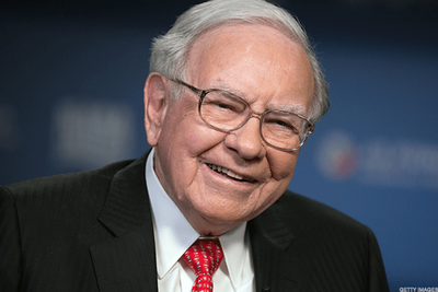 Buffett Buys Chevron, Sells Visa and Mastercard in Q4