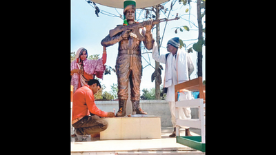 Madhya Pradesh: Pulwama martyr & family left lonely on martyrdom day