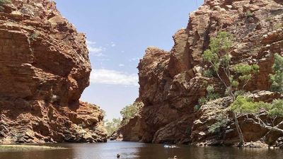 Floodwater damage delays Outback tourist hotspot Ellery Creek Big Hole reopening