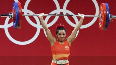 Mirabai Chanu to compete in new weight category in 2022 Commonwealth Games