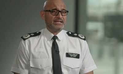Senior Met officer acknowledges racism problem in UK’s largest force