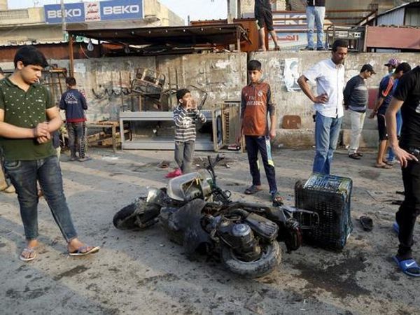 Twin suicide blasts kill 70 in Baghdad, IS claims responsibility