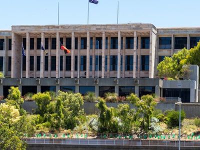 WA MP suspended over vaccination status
