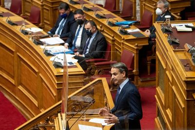 Greek parliament considers major arms deals with France