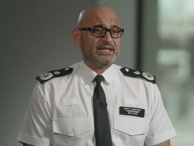 ‘Racism is a problem in Metropolitan Police,’ senior officer admits