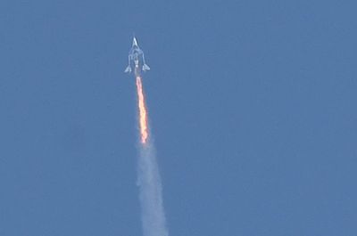 Virgin Galactic re-opens ticket sales for $450,000