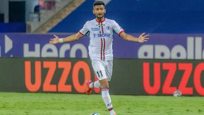 ISL: Manvir racks up double as ATK Mohun Bagan strengthen grip over top-four