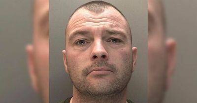 Dad told boss 'I'll chop your head off' in holiday pay row