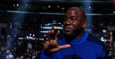 Jeanie Buss consulted Magic Johnson on Lakers’ issues earlier this season