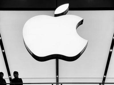 Why This Apple Analyst Predicts Another 'Record Year' From Cupertino