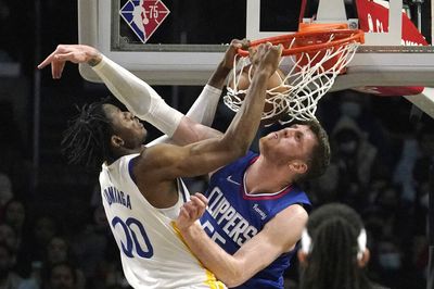 Watch: Warriors’ Jonathan Kuminga puts Clippers’ Isaiah Hartenstein on a poster with fierce dunk