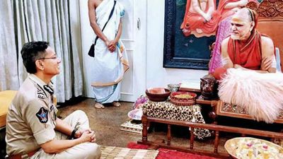 Andhra Pradesh govt shifts out DGP Damodar Gautam Sawang, KV Rajendranath Reddy new top cop