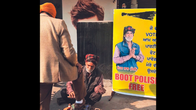 Free boot polish & no freebie, but both for 'shining Punjab'