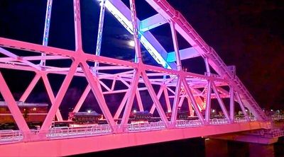 Ukraine news – live: Truss to warn Putin of ‘pariah status’ as PM says ‘little evidence of Russia disengaging’