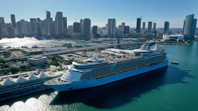 CDC lowers pandemic travel warning for cruise ships to "high"