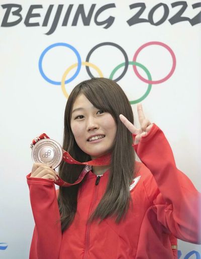 Snowboarder Murase aims for gold medal in 2026