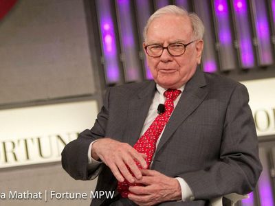 Warren Buffett Acquires $1B Stake In 'Rat Poison' Bitcoin Friendly Brazilian Bank While Cutting Stakes In Visa, Mastercard