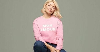 Holly Willoughby looks 'gorgeous' in £25 outfit from Marks & Spencer