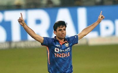 India vs WI 1st T20 | Suryakumar and debutant Bishnoi secure six-wicket win for India