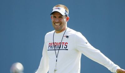 Josh McDaniels says goodbye to Patriots in emotional full-page ad