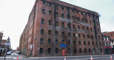 Major flats plan for listed docks warehouse