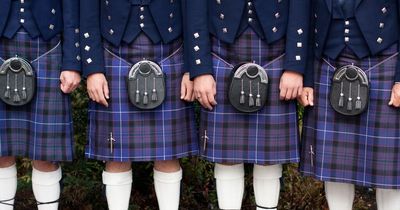 Greek living in Scotland asks if 'it's ok to wear a kilt' and gets lots of wholesome responses