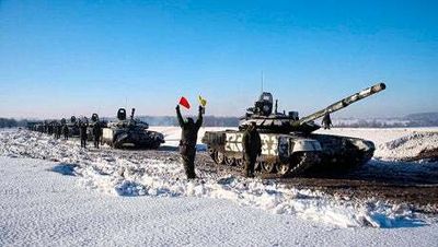 Russia still moving forces towards Ukraine’s border despite withdrawal claims, says UK’s head of military intelligence