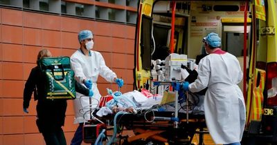 UK Covid deaths pass 160,000 with government set to axe self-isolation rules